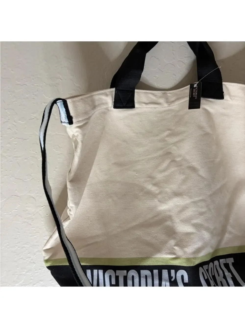 Victoria's Secret crossbody Tote - Picture 4 of 5